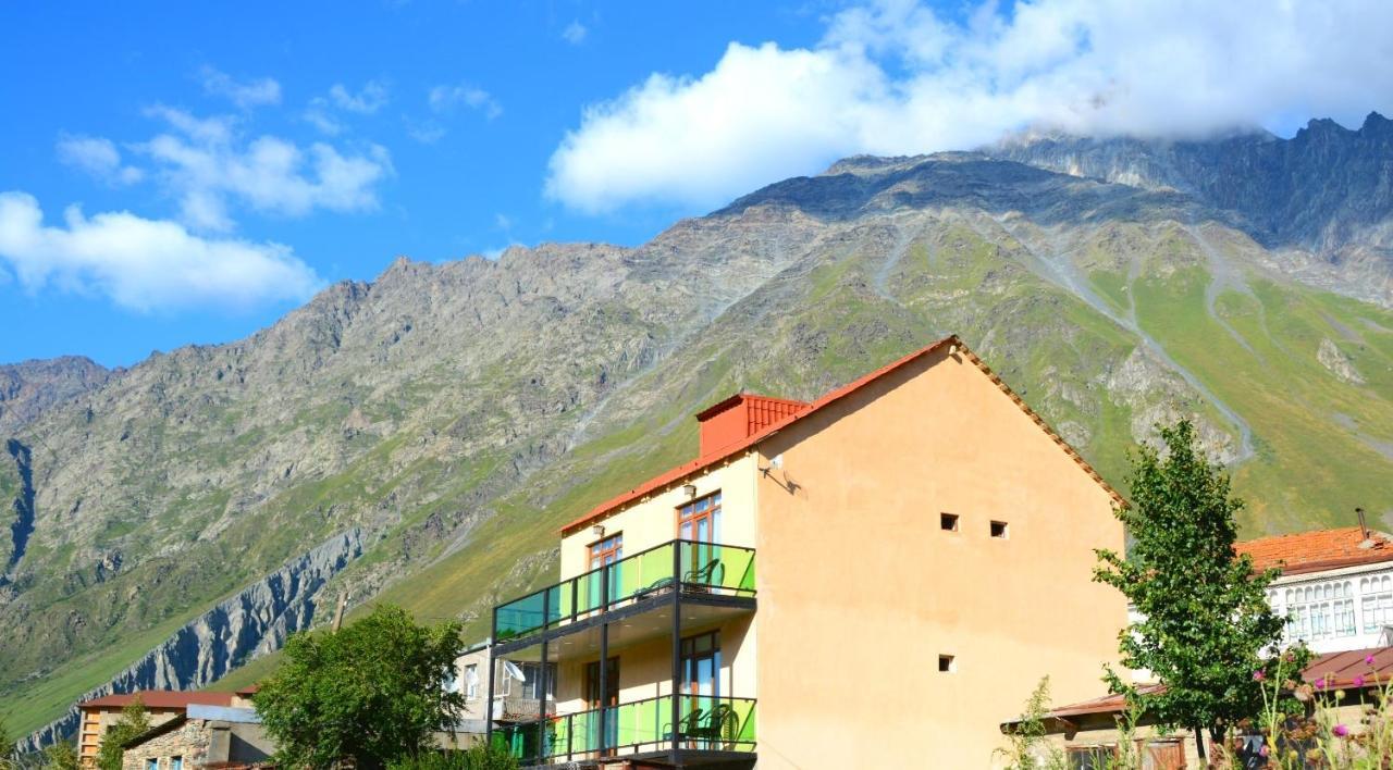 North Kazbegi Hotel Exterior foto