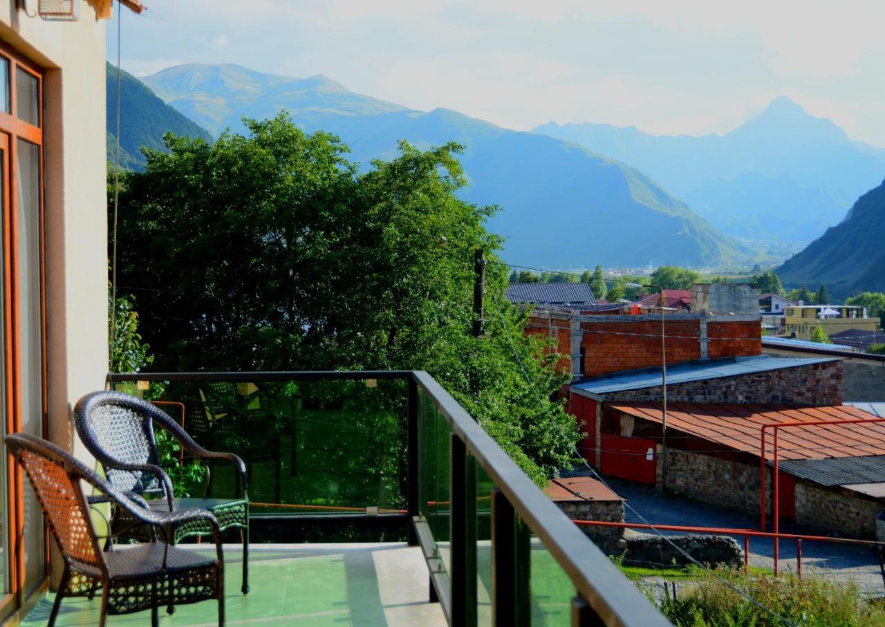 North Kazbegi Hotel Exterior foto